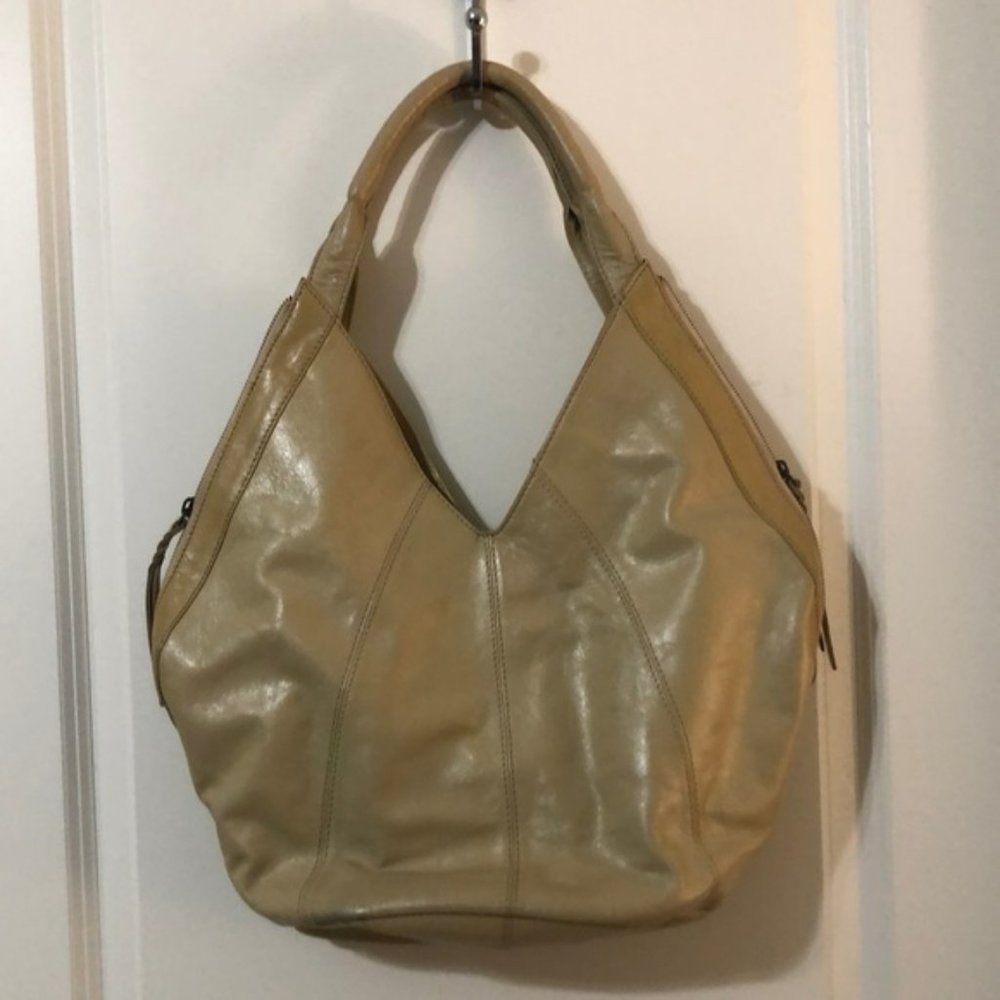 Tan/Off-White Shoulder Hobo Bag